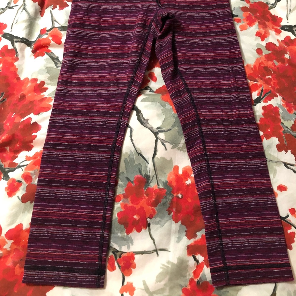 Lulu lemon purple Capri pants